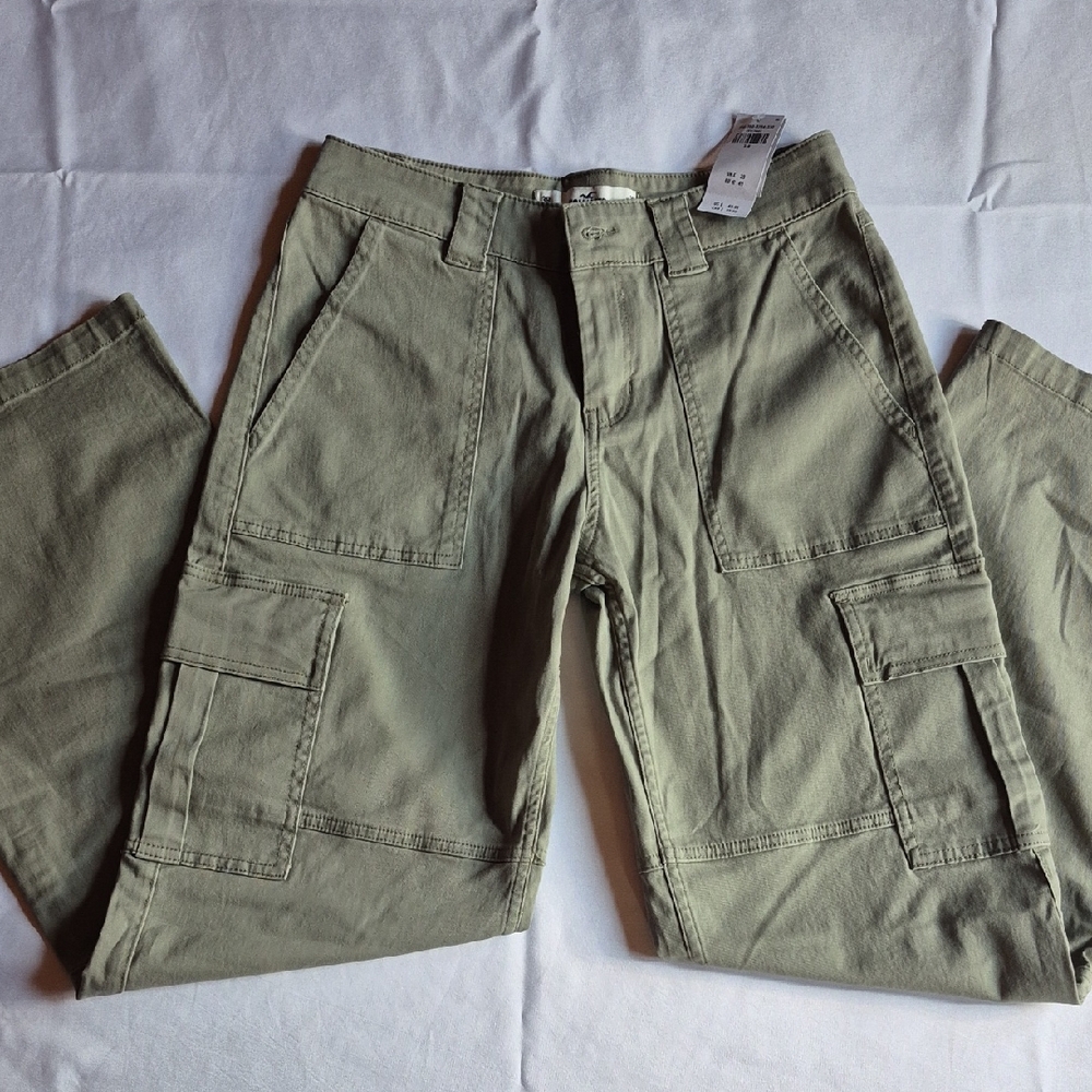 Hollister Green Cargo Pants Durable Utility Style, NWT Size 3R